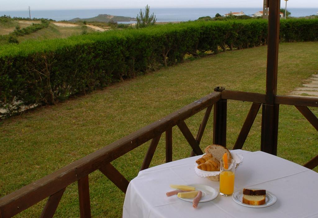 Parque De Campismo Da Ilha Do Pessegueiro Hotel Porto Covo Kamer foto