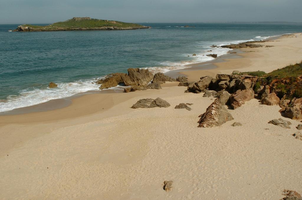 Parque De Campismo Da Ilha Do Pessegueiro Hotel Porto Covo Kamer foto